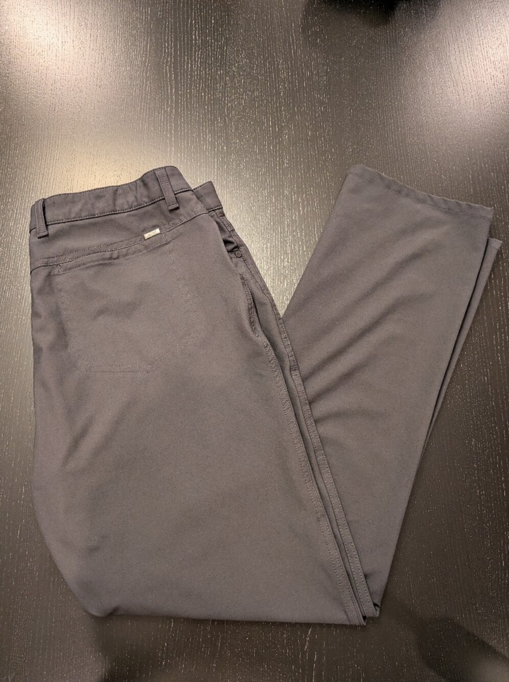 Greg Norman Collection Men's Chinos in Charcoal